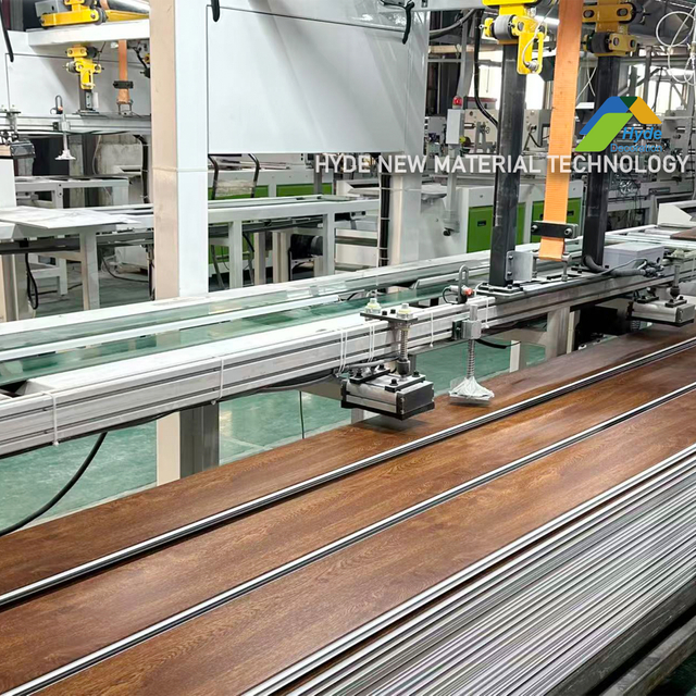 Premium Grade 200*7*5950mm Texture Flase Laminated Panel Soundproof Drop Wood Grain Moisture Proof Techo En PVC Ceiling